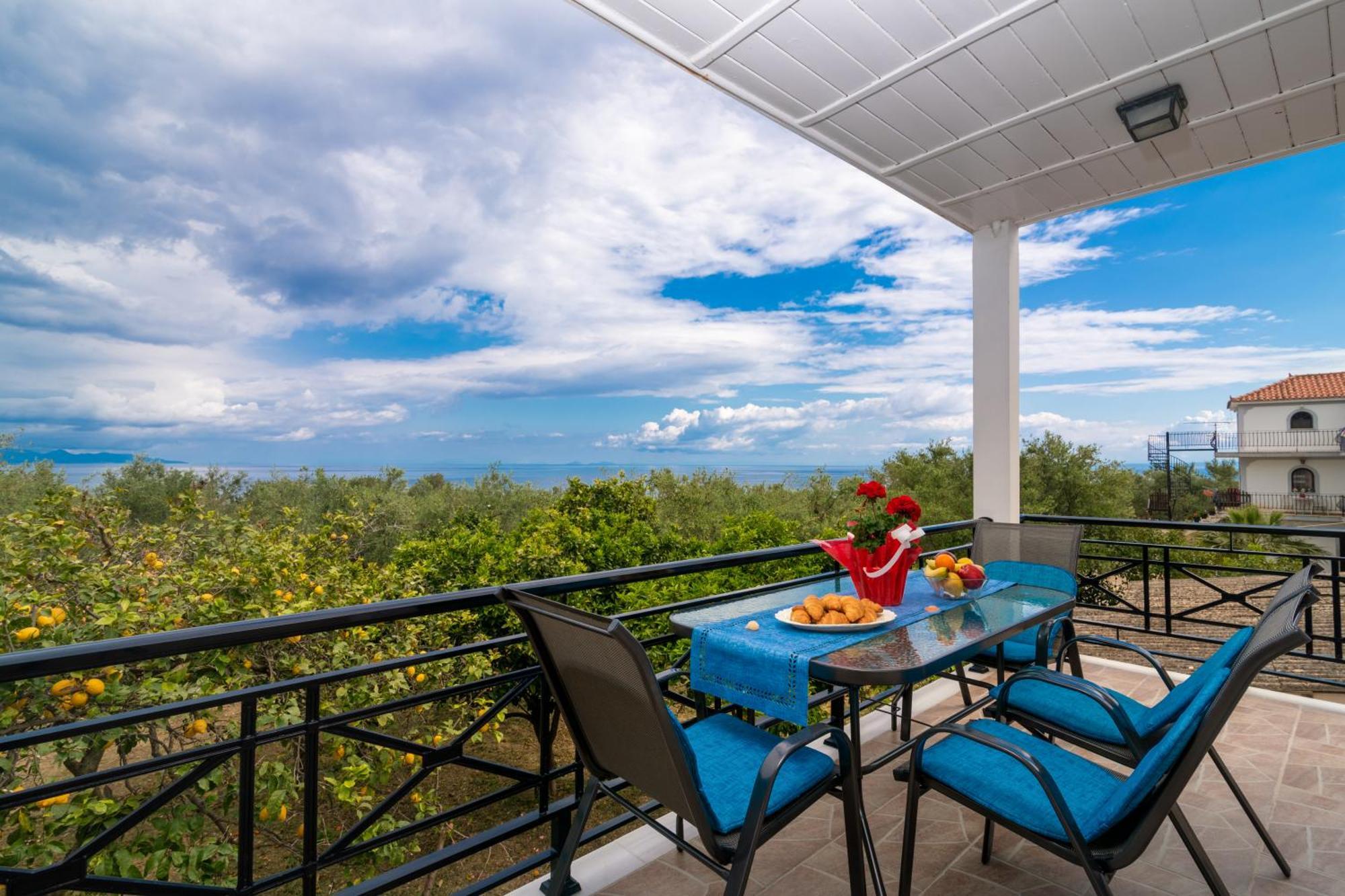 Sosos 2 Bedroom House With Sea View Plános Dış mekan fotoğraf